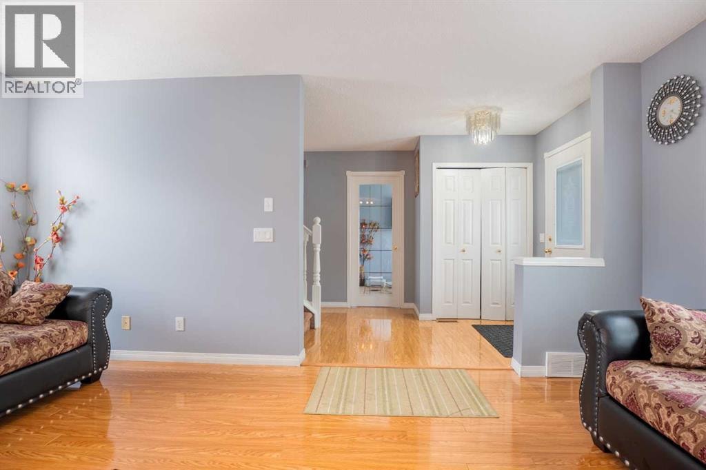 37 Martha's Haven Manor NE — photo 8