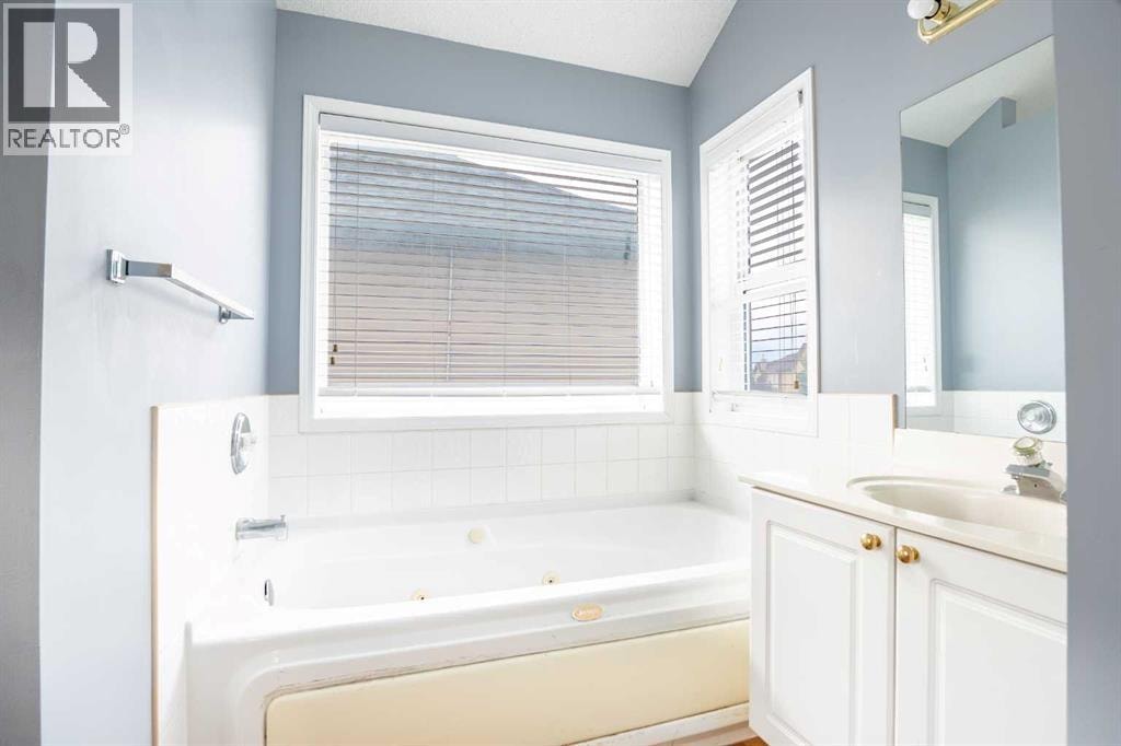 37 Martha's Haven Manor NE — photo 20