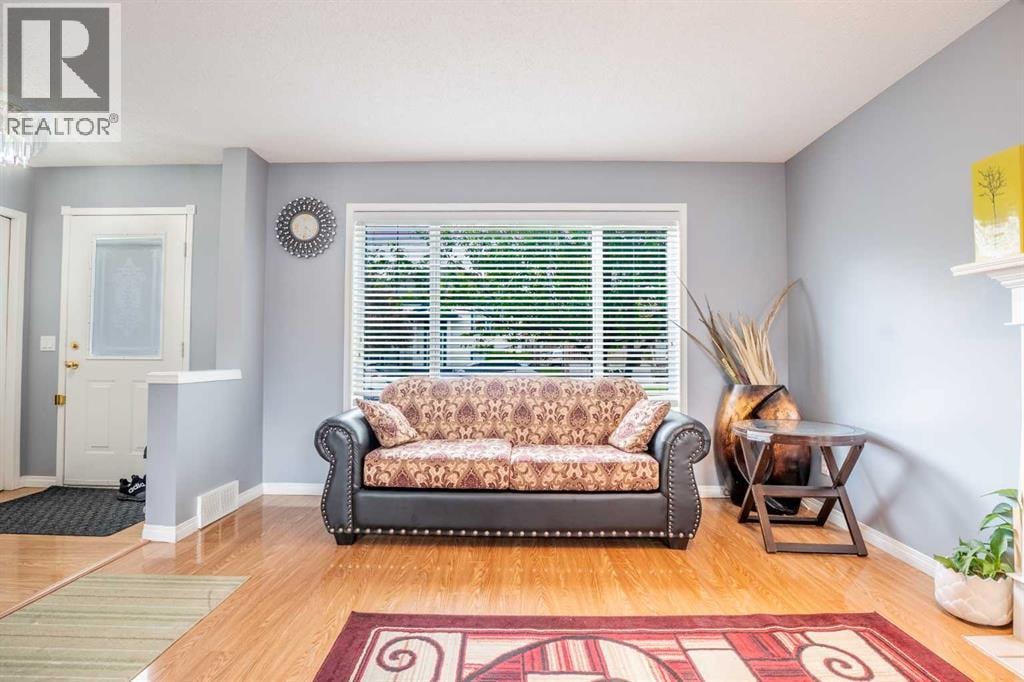37 Martha's Haven Manor NE — photo 6