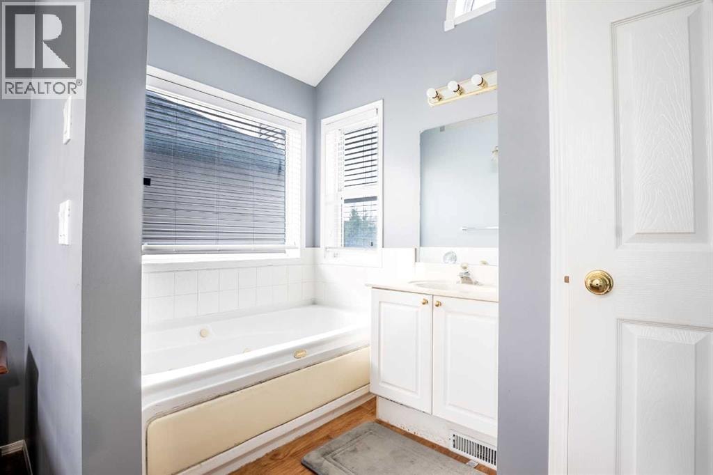 37 Martha's Haven Manor NE — photo 19