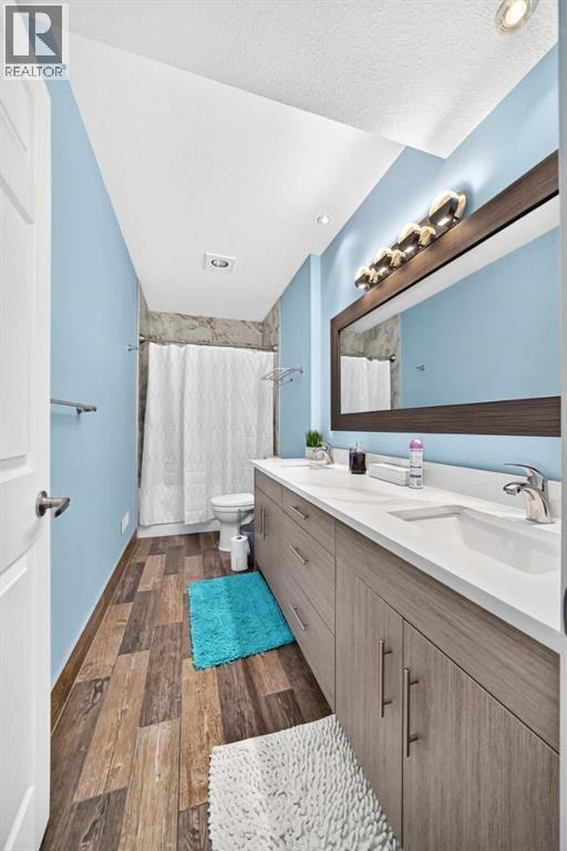 91 Panamount Gardens NW — photo 32