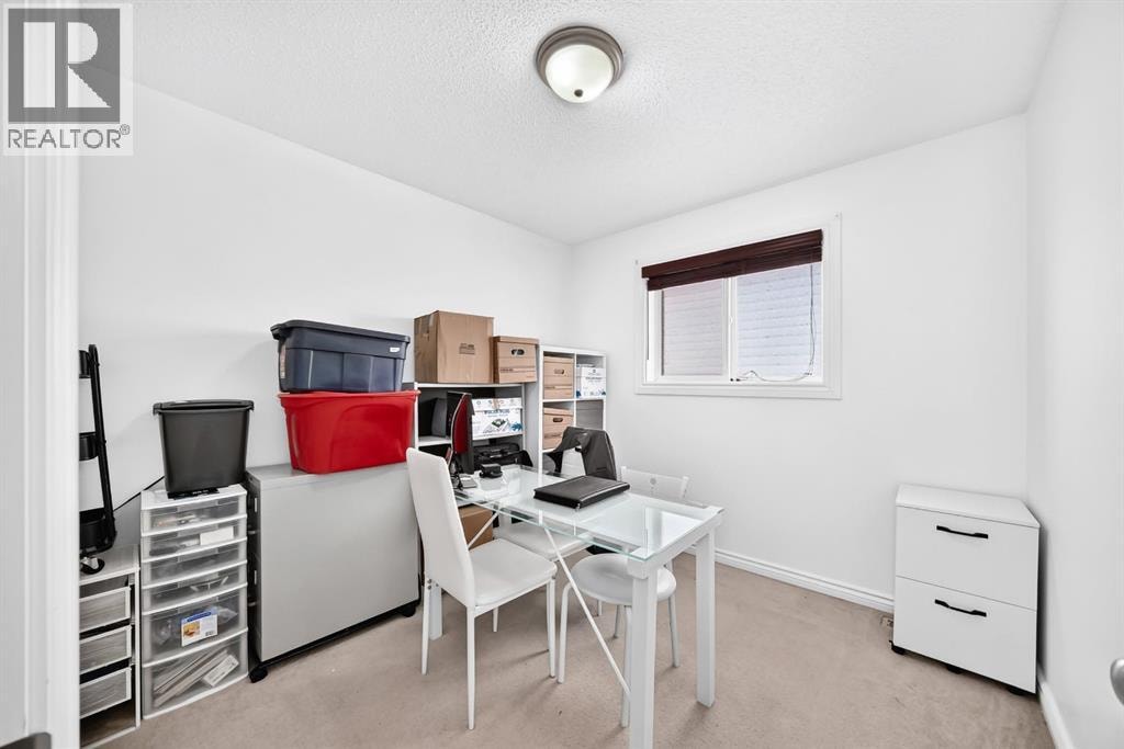 91 Panamount Gardens NW — photo 23