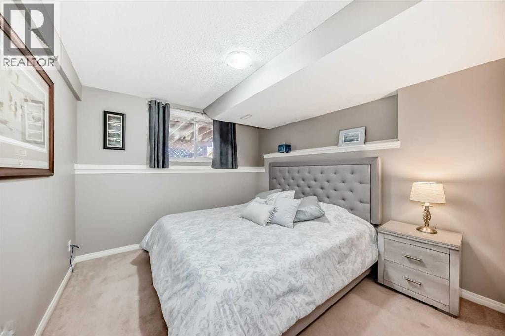 255 Copperfield Manor SE — photo 41