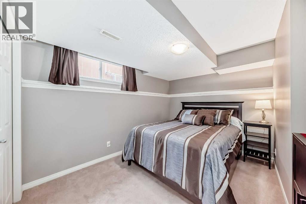 255 Copperfield Manor SE — photo 40