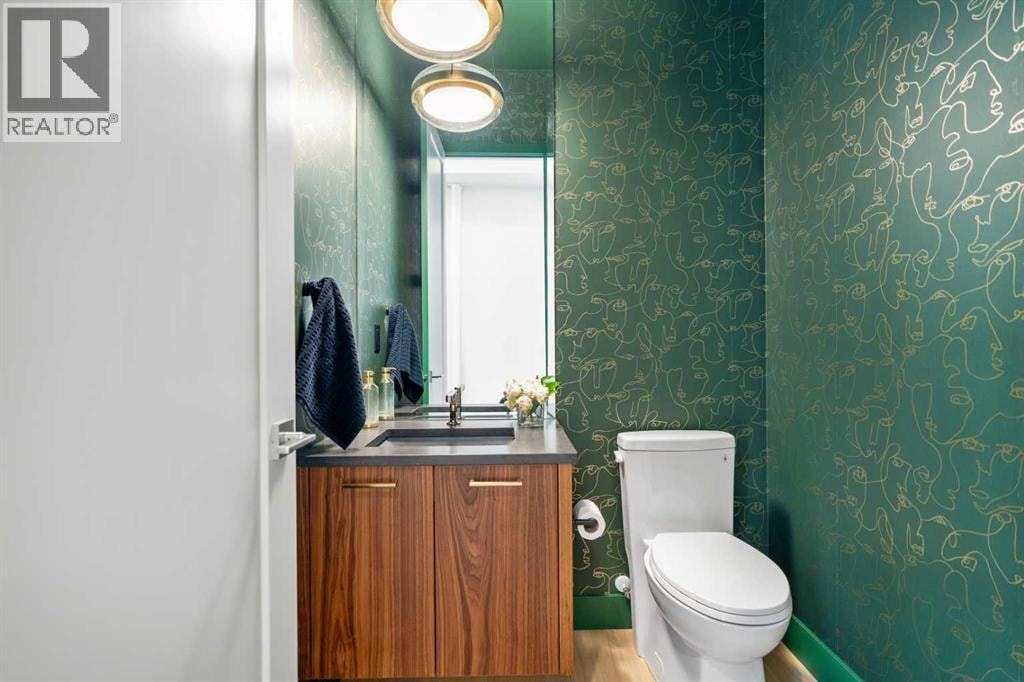 44 Greenwich Heath NW — photo 14