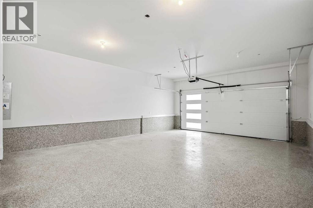 44 Greenwich Heath NW — photo 30