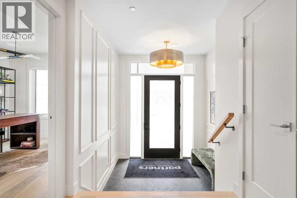 44 Greenwich Heath NW — photo 3