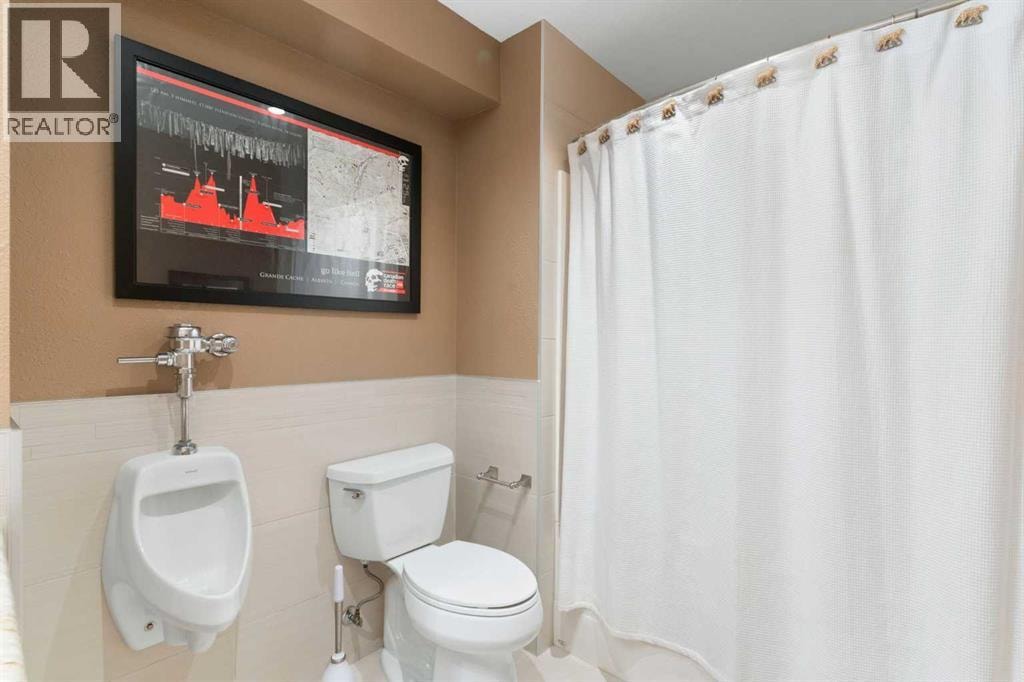 31 Gleneagles Terrace — photo 38