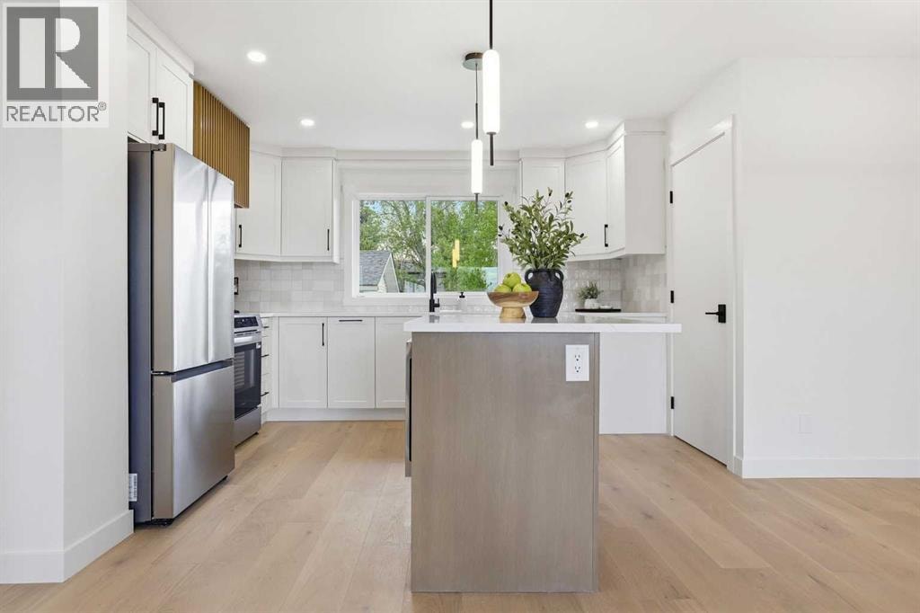 5439 Dalrymple Crescent NW — photo 14