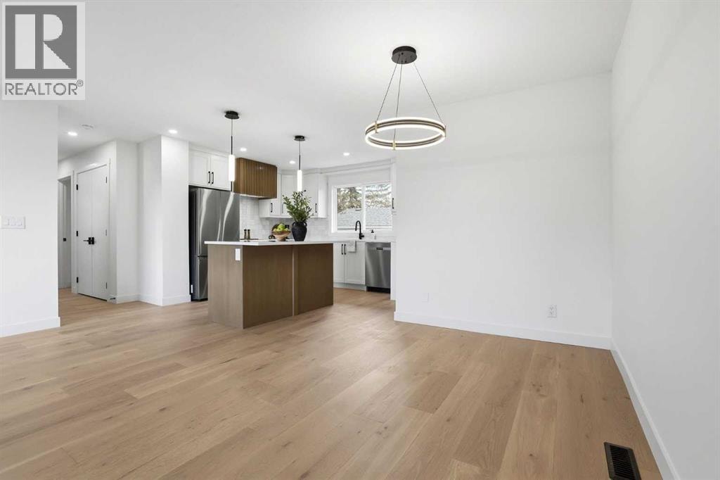 5439 Dalrymple Crescent NW — photo 21