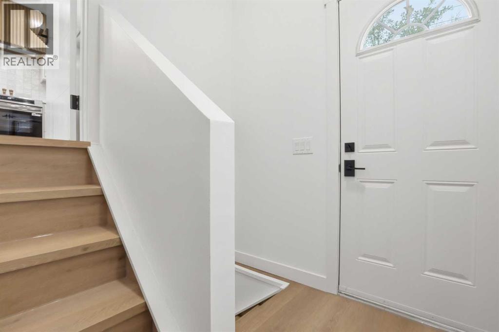 5439 Dalrymple Crescent NW — photo 31