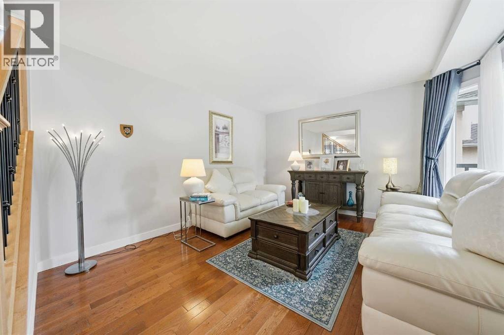 308 Douglasbank Drive SE — photo 8