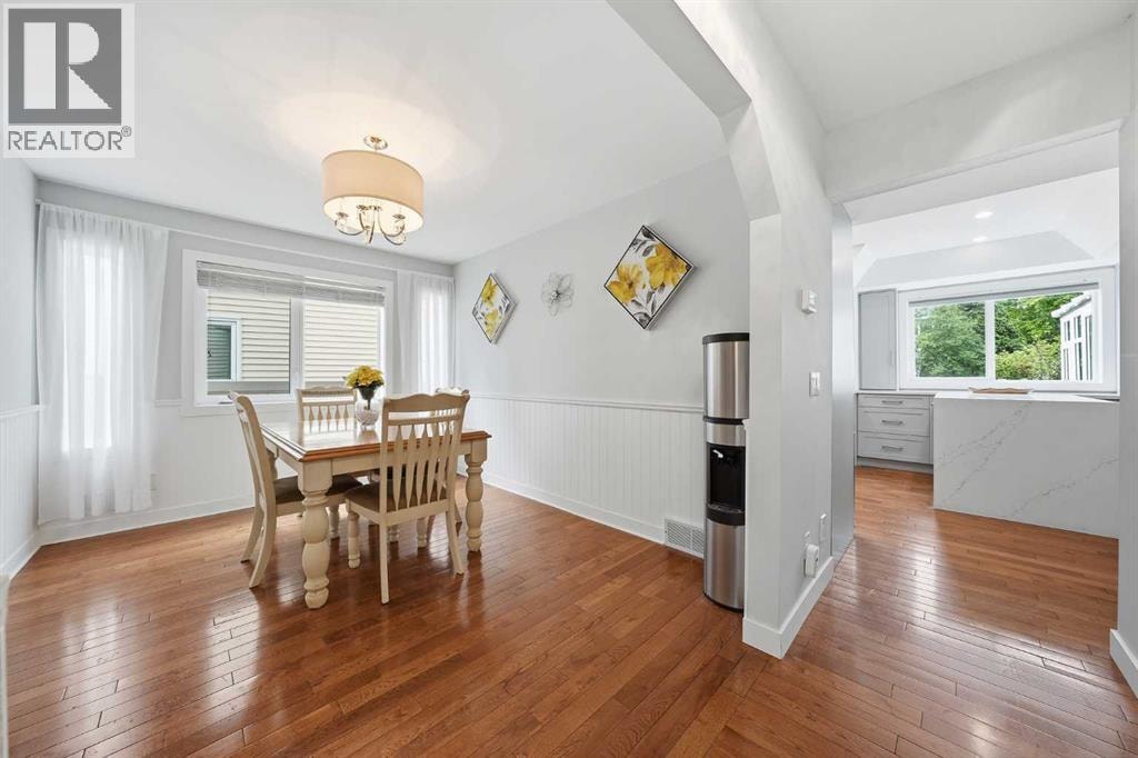 308 Douglasbank Drive SE — photo 11