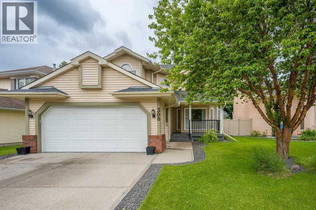 308 Douglasbank Drive SE