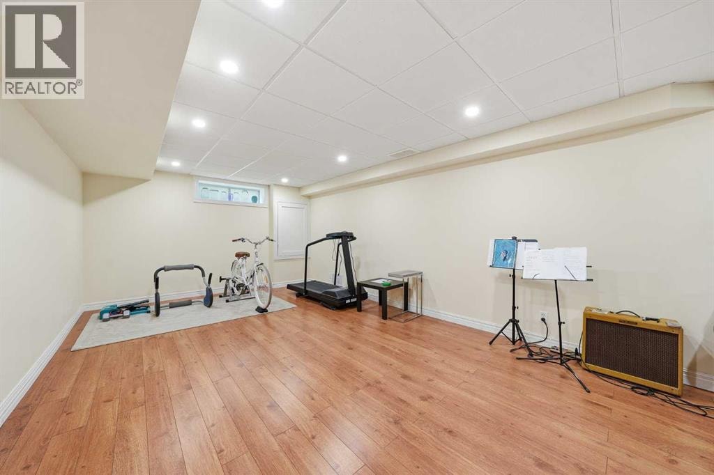 308 Douglasbank Drive SE — photo 41