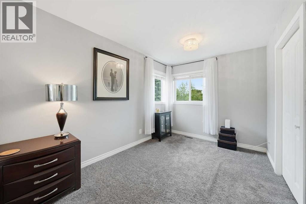 308 Douglasbank Drive SE — photo 32