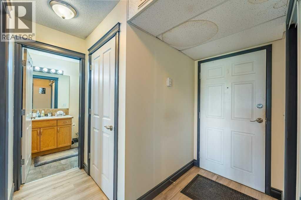 303, 300 Edwards Way NW — photo 17
