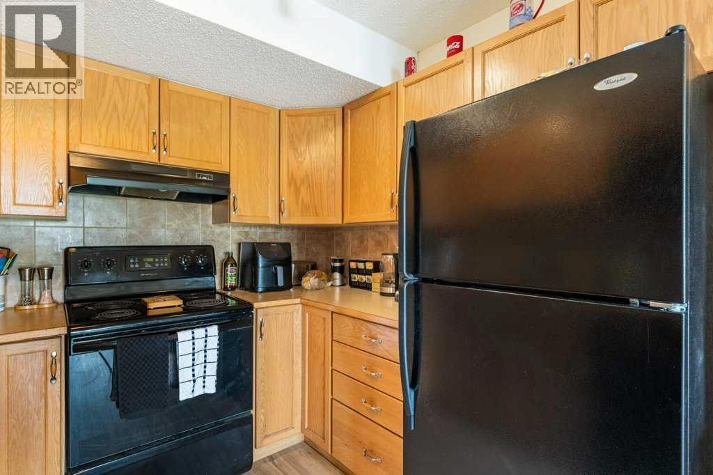 303, 300 Edwards Way NW — photo 12