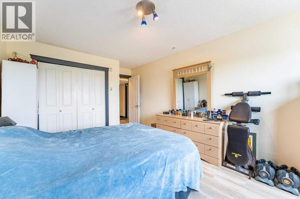 303, 300 Edwards Way NW — photo 21