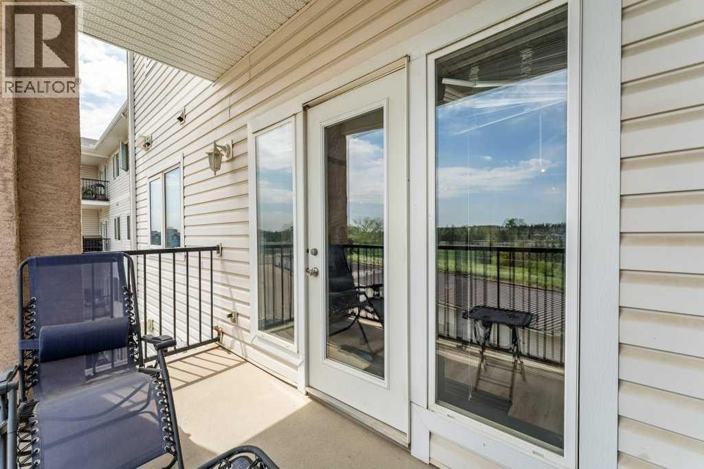 303, 300 Edwards Way NW — photo 14