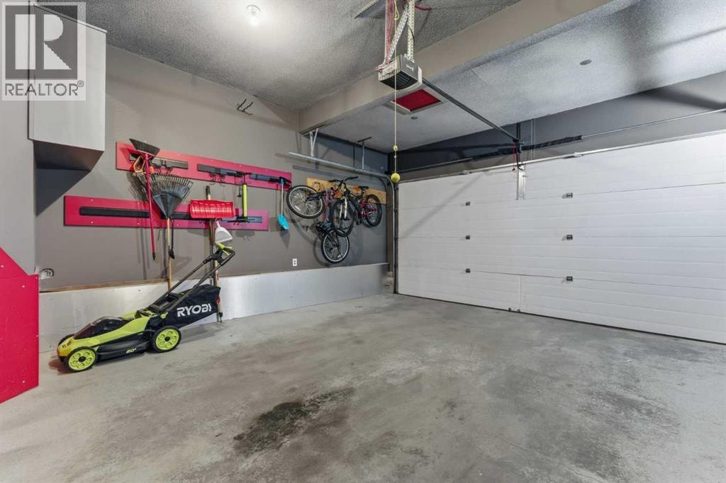 225 Panamount Road — photo 34