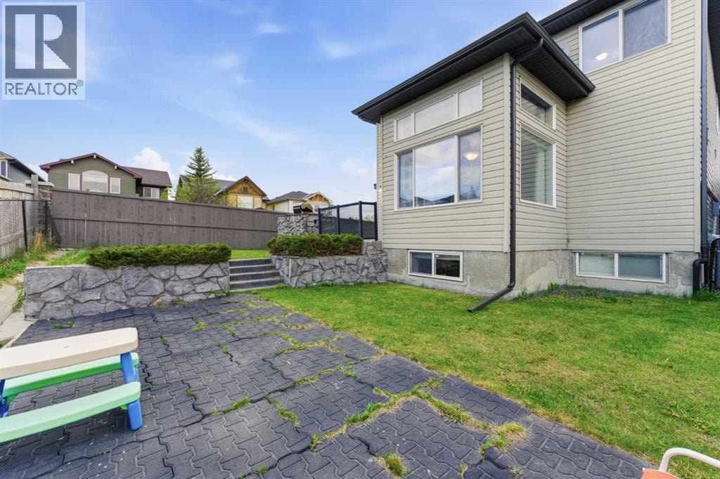 225 Panamount Road — photo 39