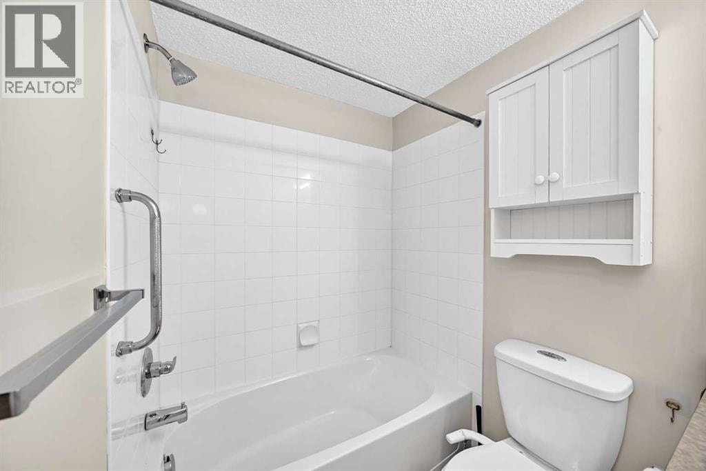109, 5500 Somervale Court SW — photo 21