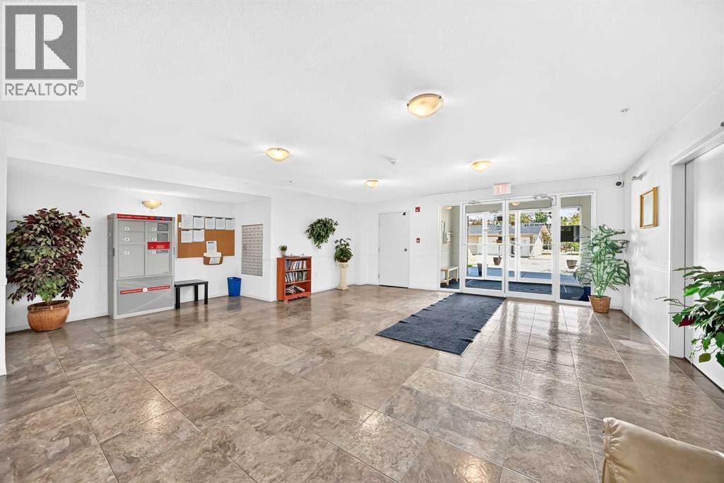 109, 5500 Somervale Court SW — photo 27