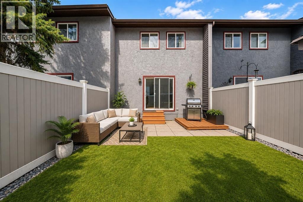702, 9930 Bonaventure Drive SE — photo 6
