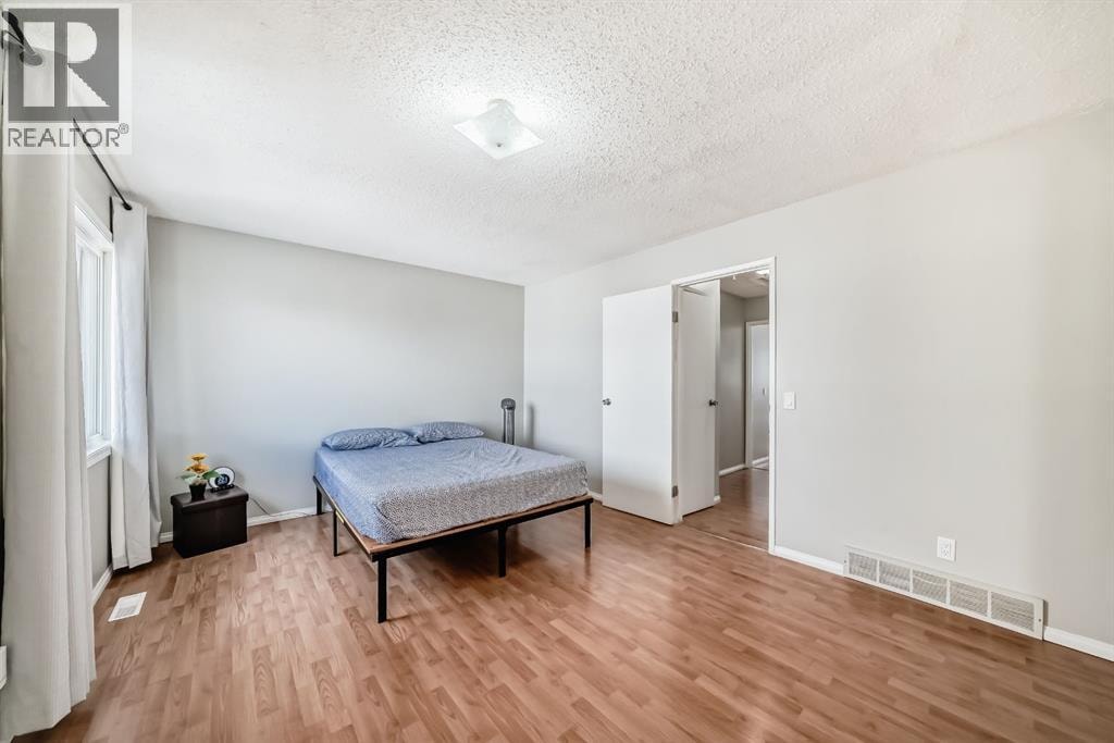 702, 9930 Bonaventure Drive SE — photo 19