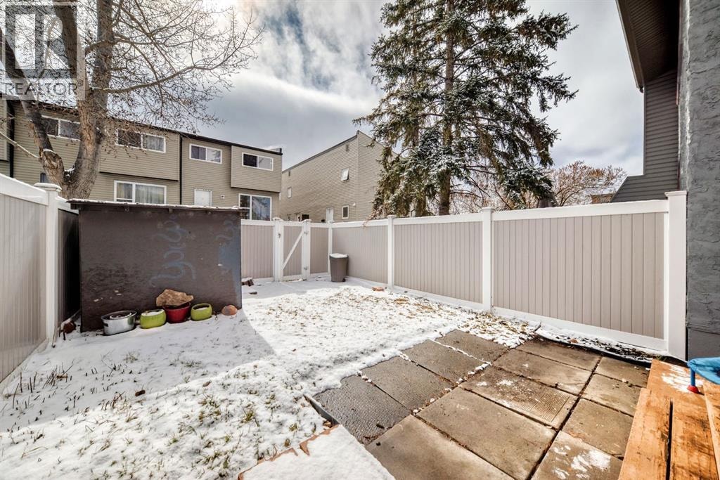 702, 9930 Bonaventure Drive SE — photo 29