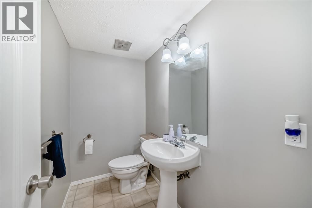 702, 9930 Bonaventure Drive SE — photo 17