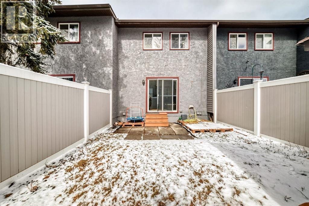 702, 9930 Bonaventure Drive SE — photo 32