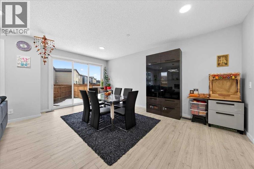 318 Walcrest Way SE — photo 18