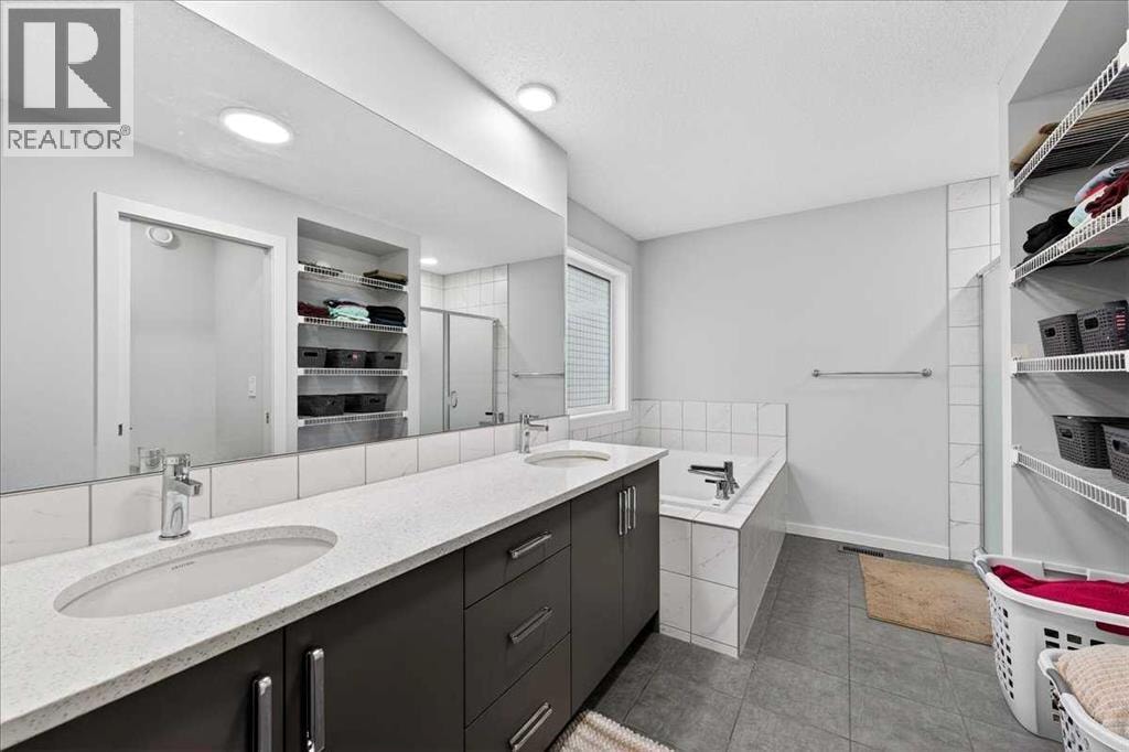 318 Walcrest Way SE — photo 31