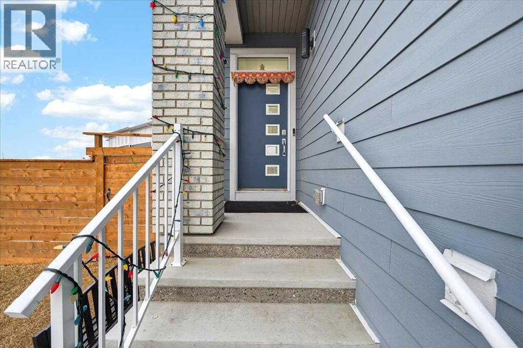 318 Walcrest Way SE — photo 3