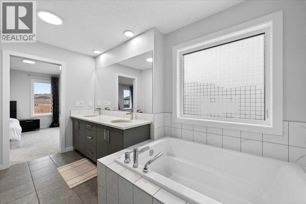 318 Walcrest Way SE — photo 32