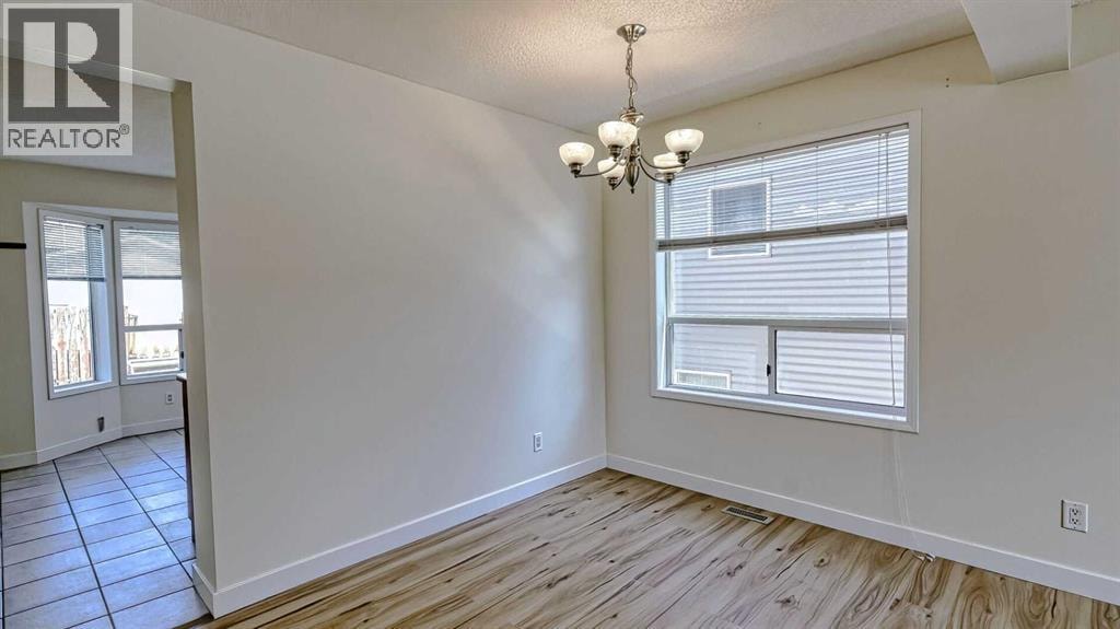 157 Harvest Gold Heights NE — photo 9