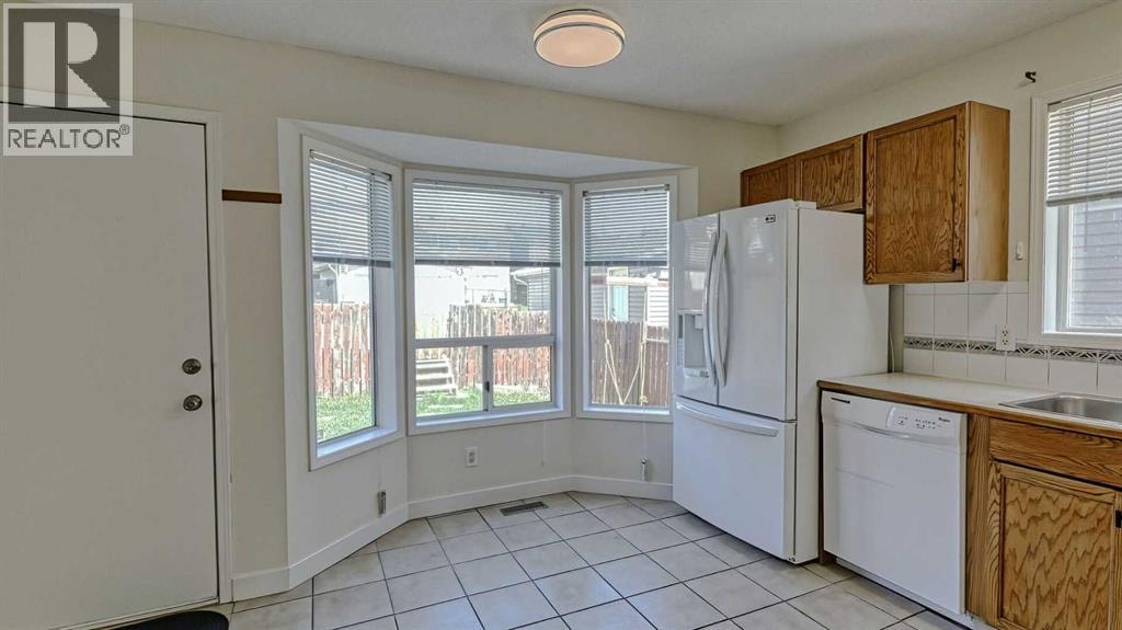 157 Harvest Gold Heights NE — photo 12