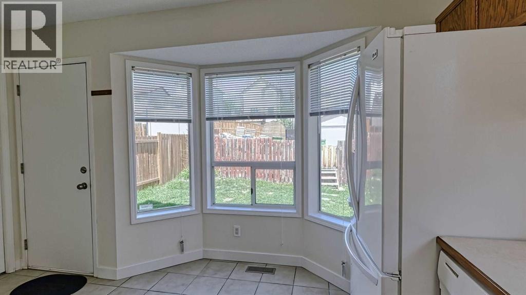 157 Harvest Gold Heights NE — photo 16