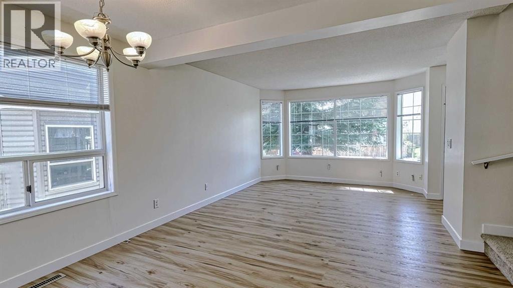 157 Harvest Gold Heights NE — photo 11
