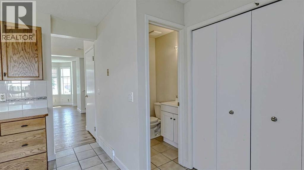 157 Harvest Gold Heights NE — photo 18