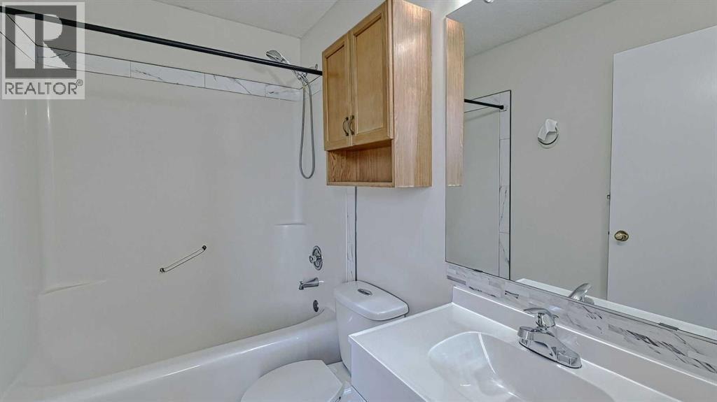 157 Harvest Gold Heights NE — photo 31