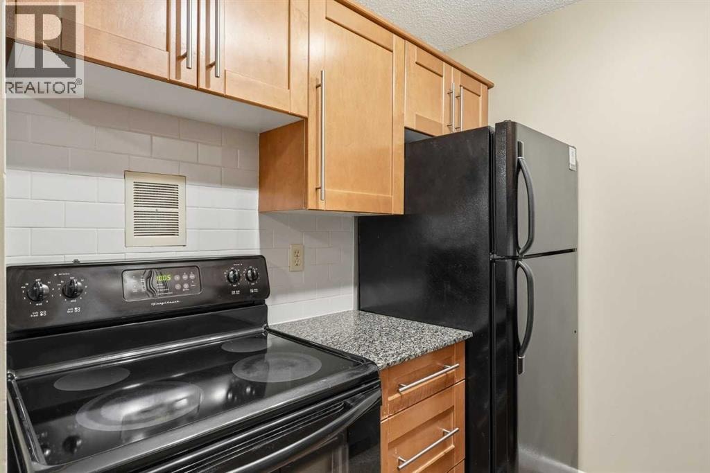 723, 6400 Coach Hill Road SW — photo 10