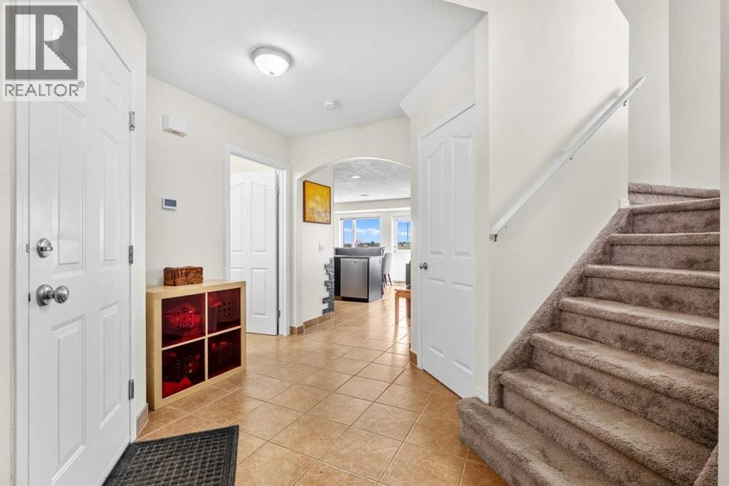 184 Somerglen Common SW — photo 18