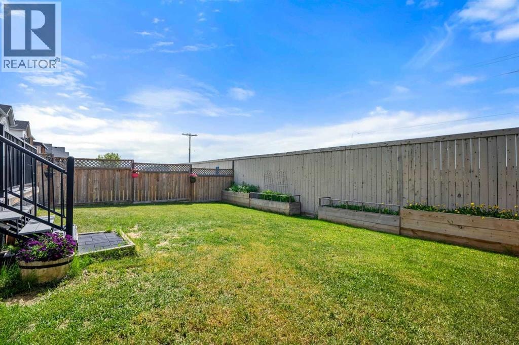 184 Somerglen Common SW — photo 43