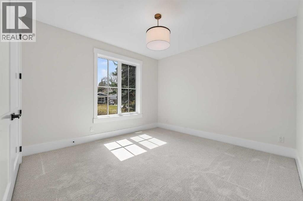 88 Woodlark Drive SW — photo 29