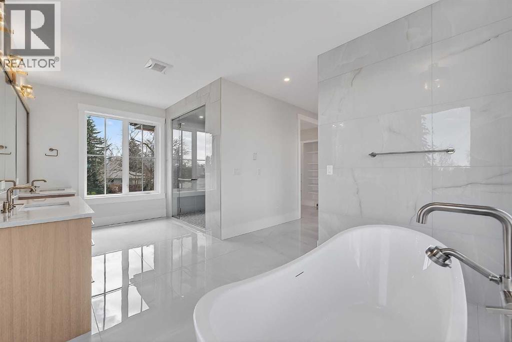 88 Woodlark Drive SW — photo 38