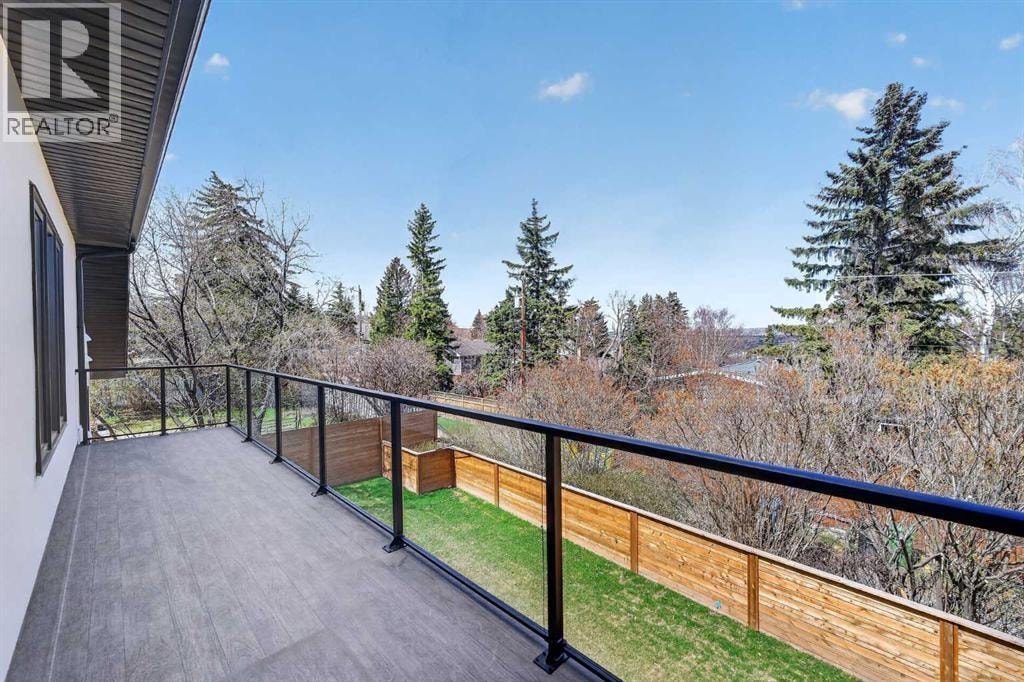 88 Woodlark Drive SW — photo 42
