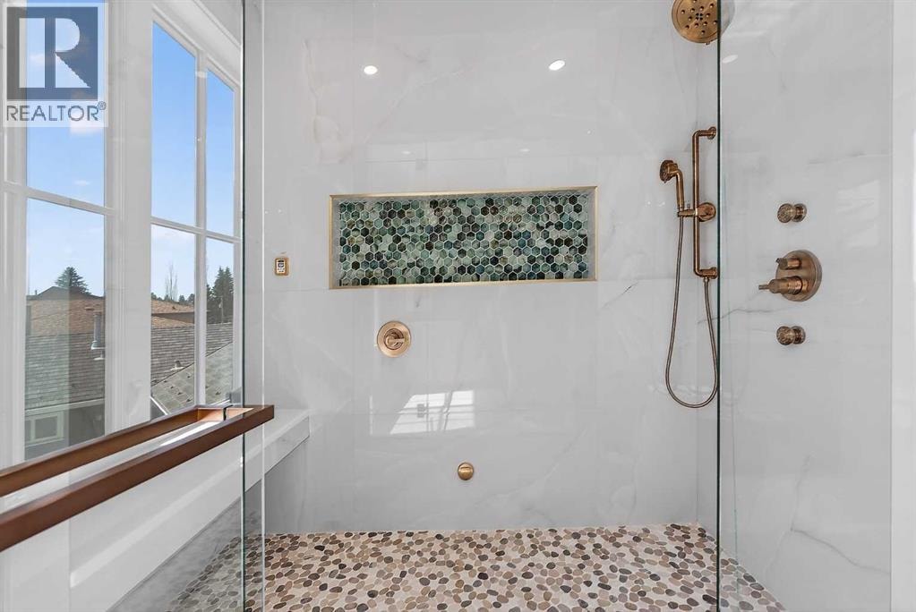 88 Woodlark Drive SW — photo 41